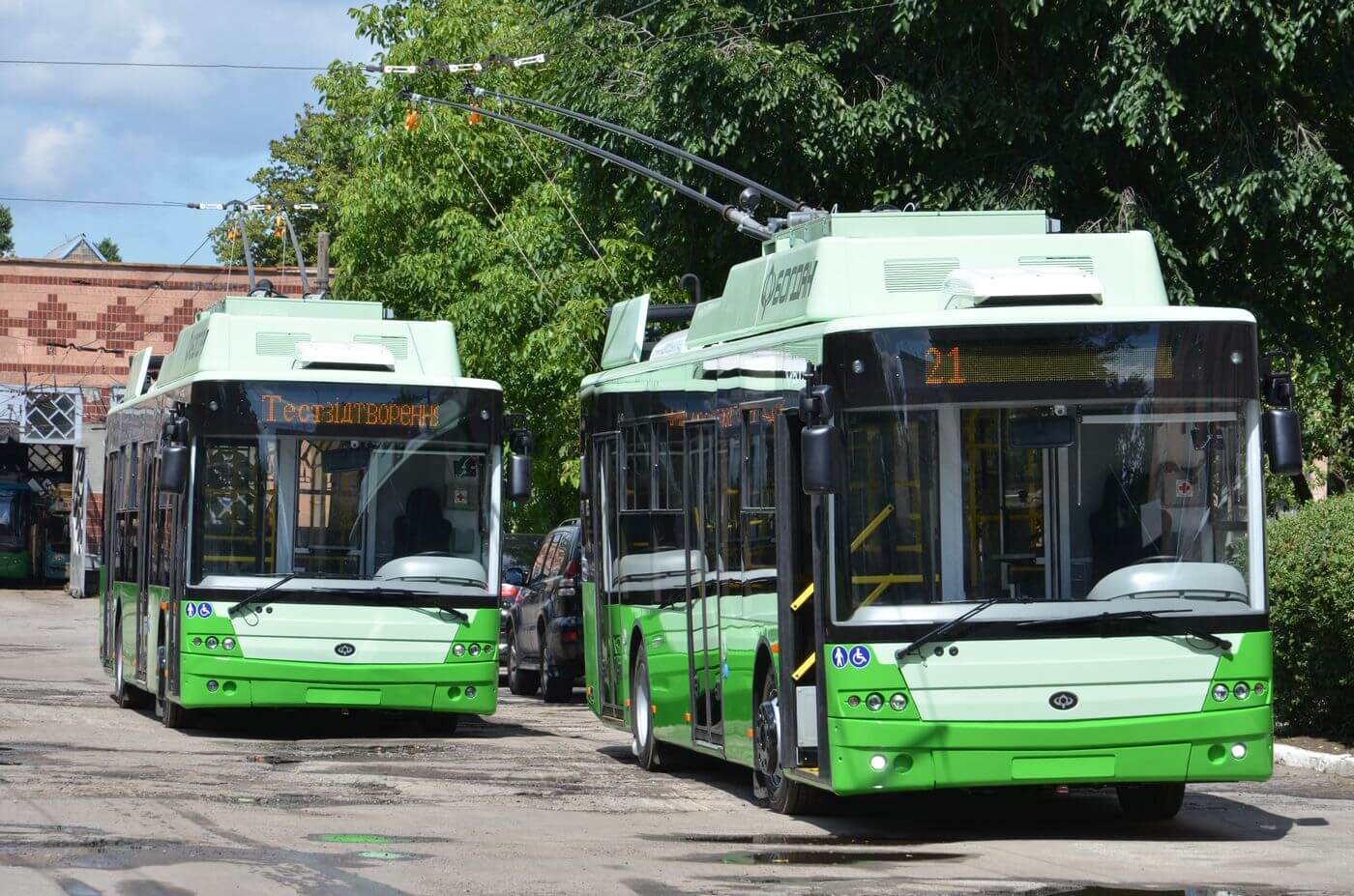 Оновлення рухомого складу електротранспорту (тролейбусів)